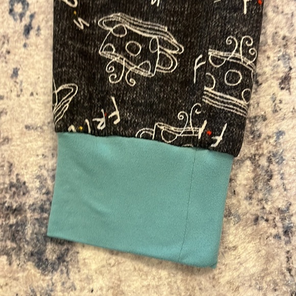 Friends PJ's - Picture 3 of 5